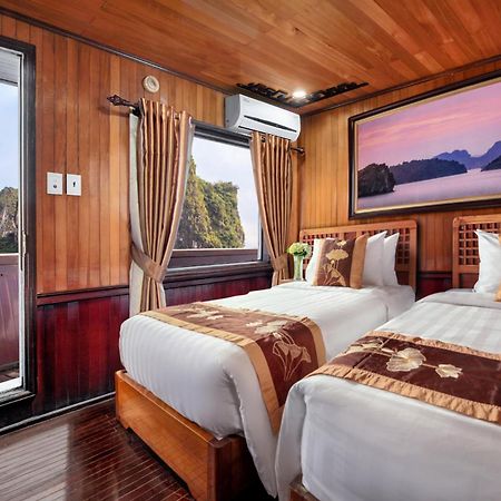 Cozy Bay Classic Cruise Ha Long Exteriör bild