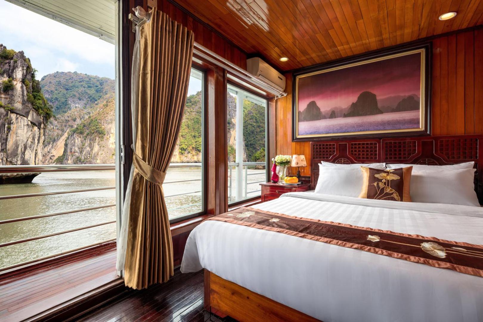 Cozy Bay Classic Cruise Ha Long Exteriör bild