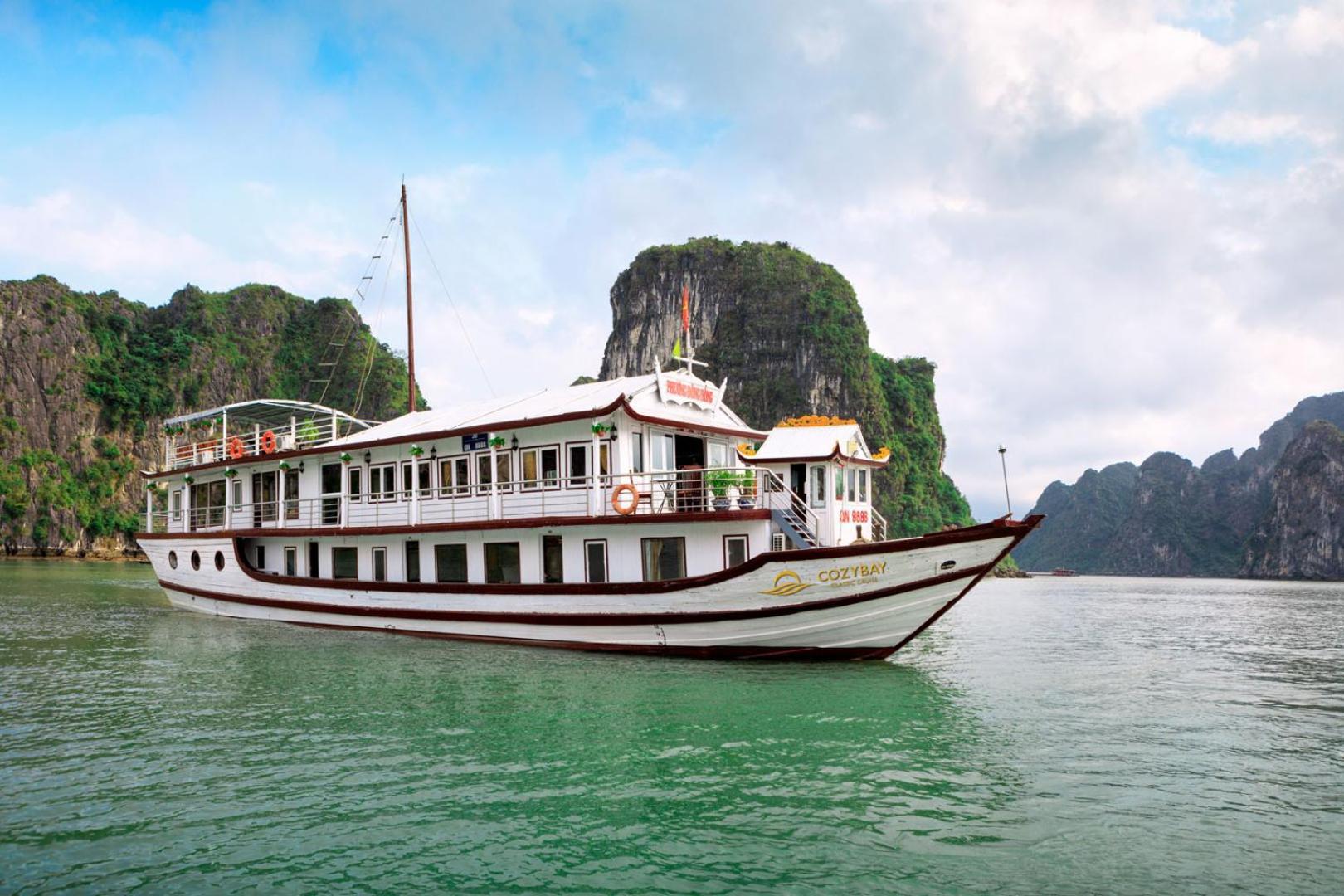 Cozy Bay Classic Cruise Ha Long Exteriör bild