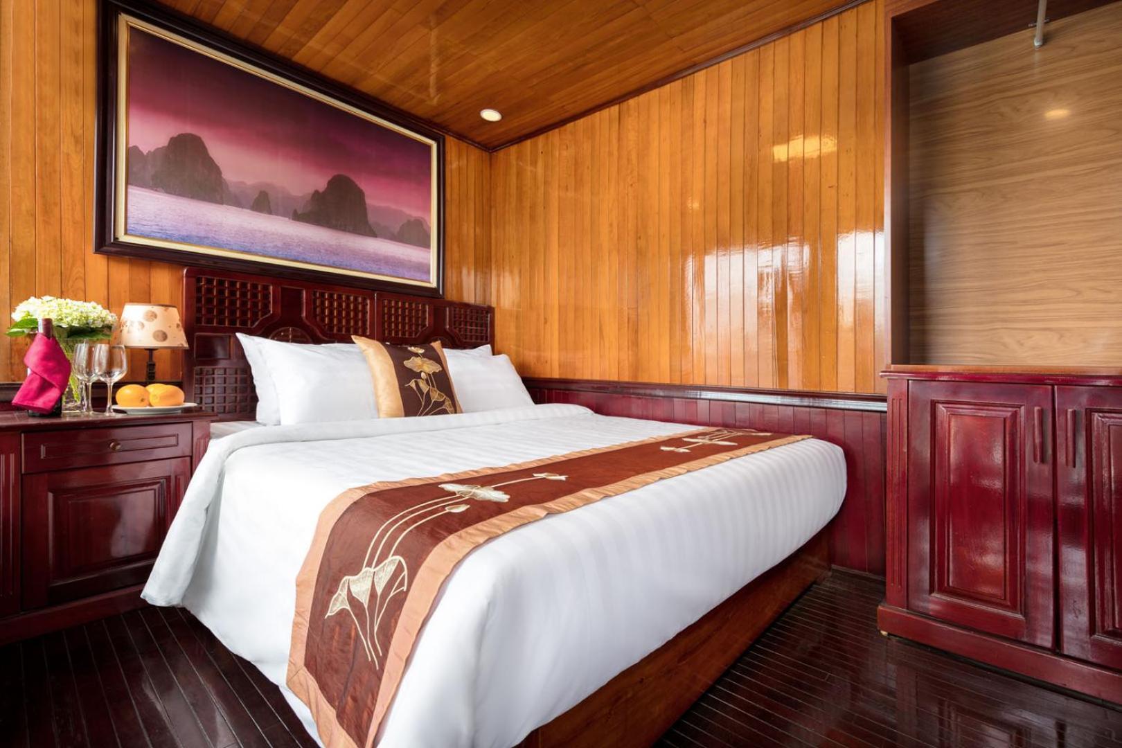 Cozy Bay Classic Cruise Ha Long Exteriör bild